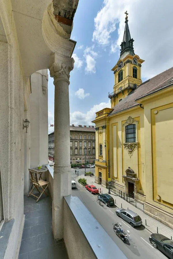 King Of Church Budapešť